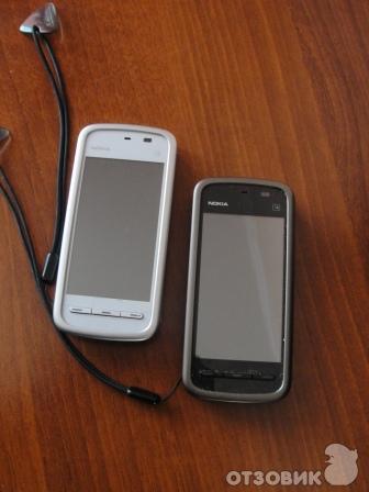 Nokia 5228 - смартфон фото