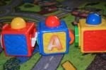 Кубики с сюрпризами Fisher-Price фото