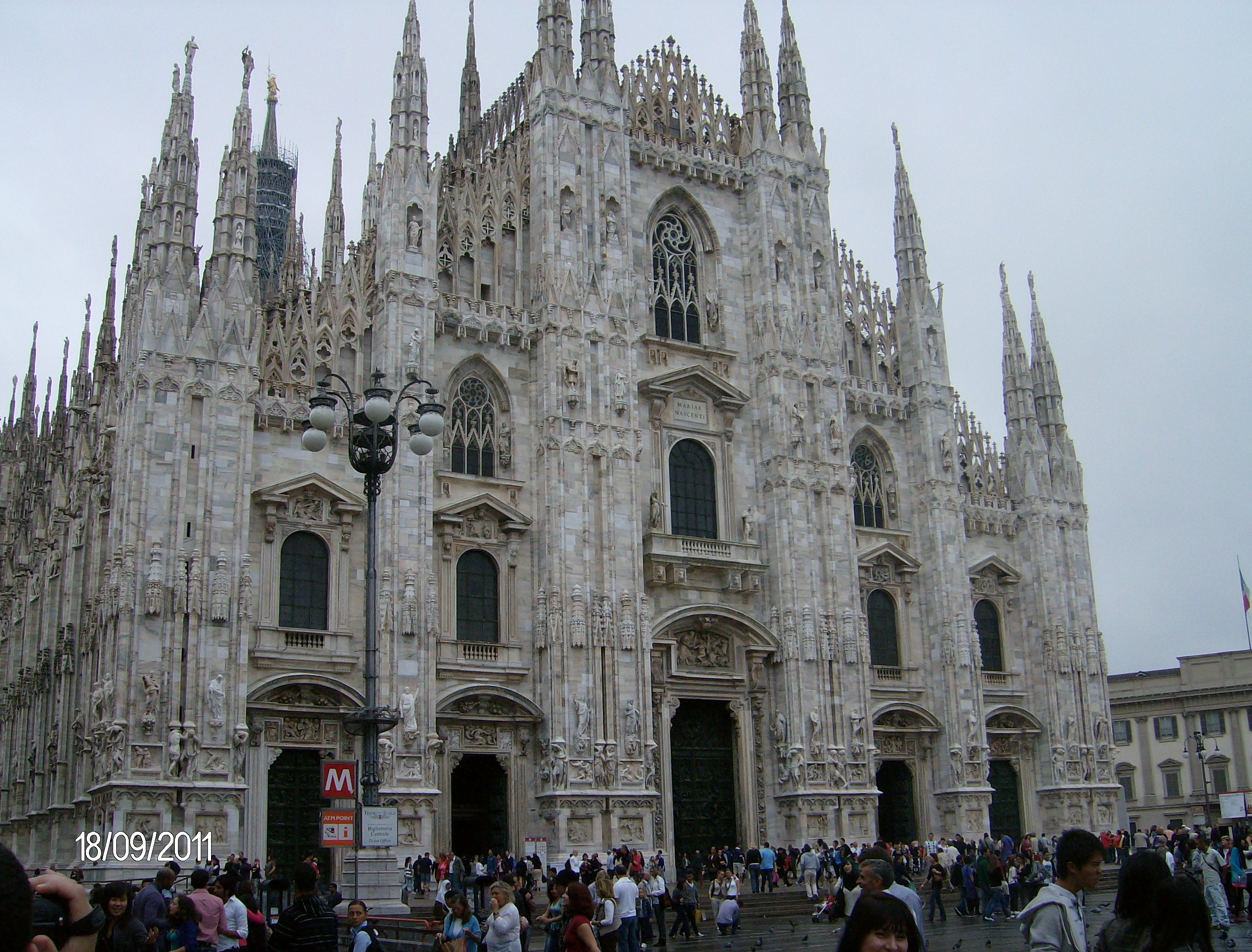 Кафедральный собор Duomo di Milano (Италия, Милан) фото