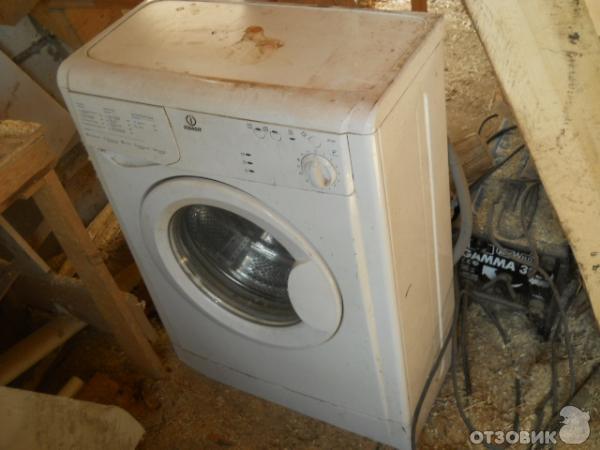 стиральная машина Indesit WIU81 фото