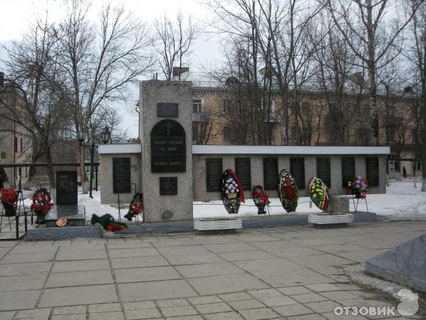 Балабаново калужская область магазины. Сквер Победы Балабаново. Г Балабаново Калужская область. Балабаново площадь ДК. Площадь Балабаново Калужская область.