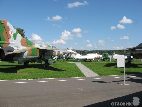 Музей авиационной техники в Минске фото