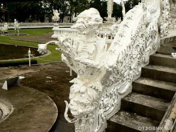 Ват Ронг Кхун (Wat Rong Khun) Белый Храм фото