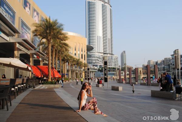 Небоскрёб Burj Khalifa (ОАЭ, Дубаи) фото