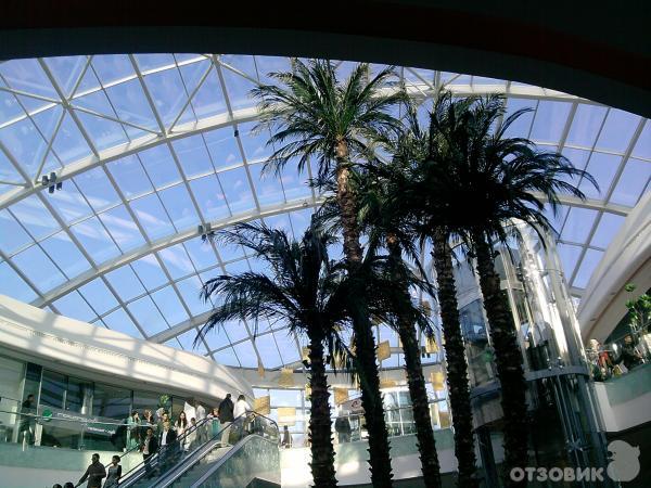 Самый большой в Африке торгово-развлекательный центр Morocco Mall фото